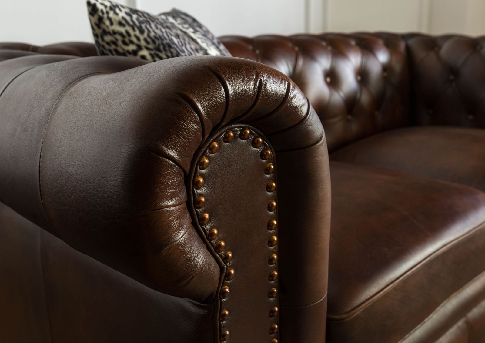 Two Seater Chesterfield Sofa - Image 7