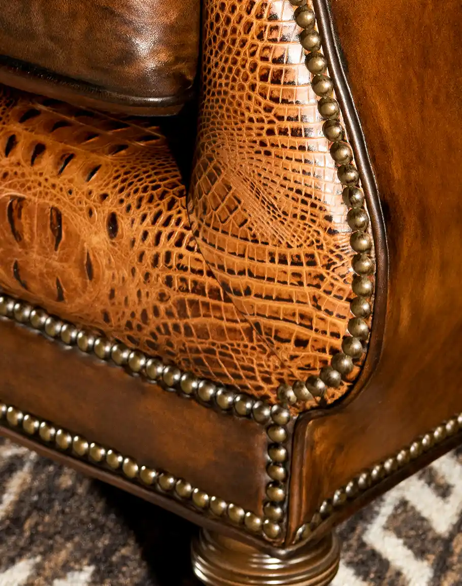 Chesterfield Concoa Sofa - Image 4