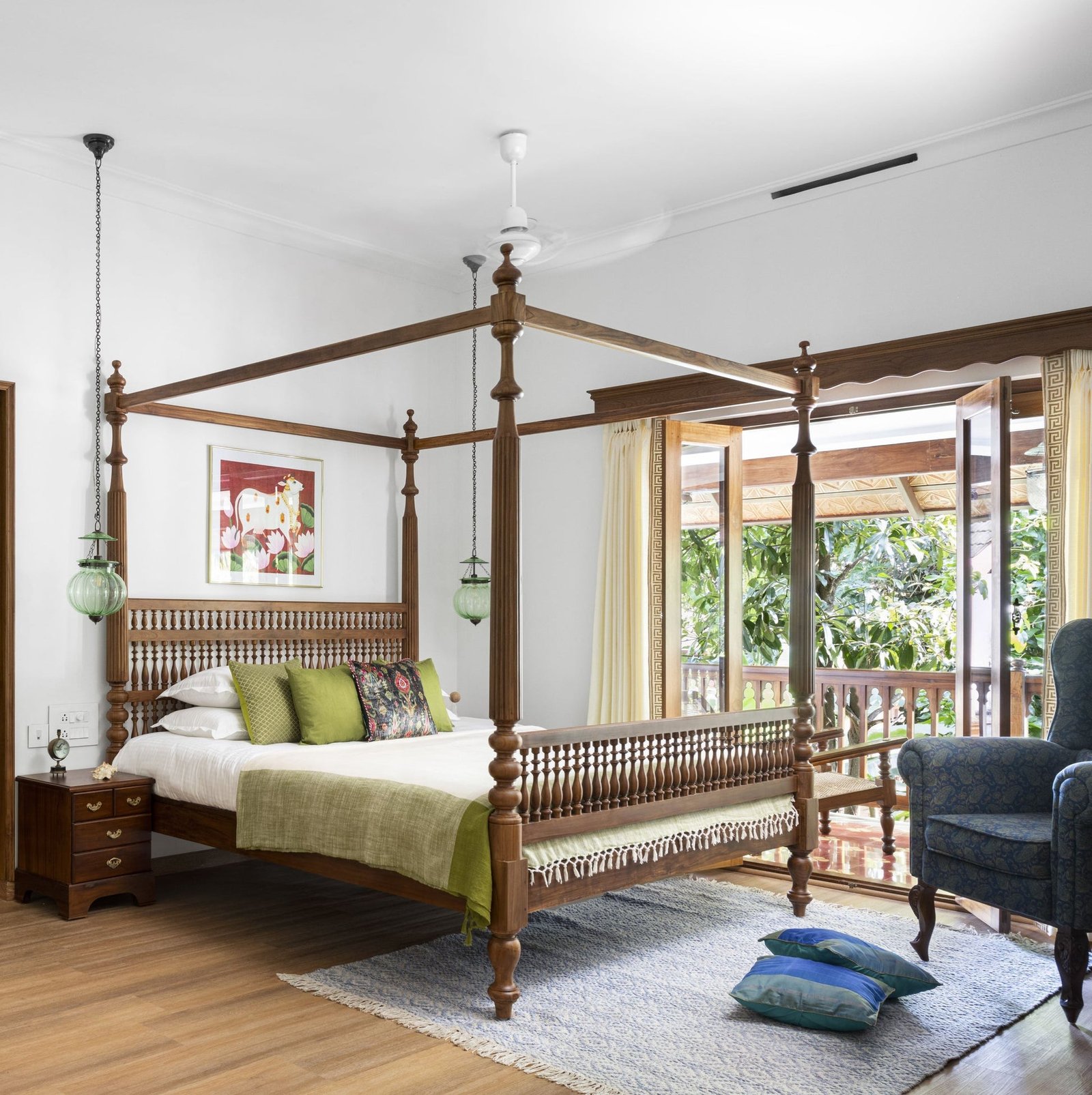 Jodhpur Traditional Solid Wood Poster Bed - Image 3