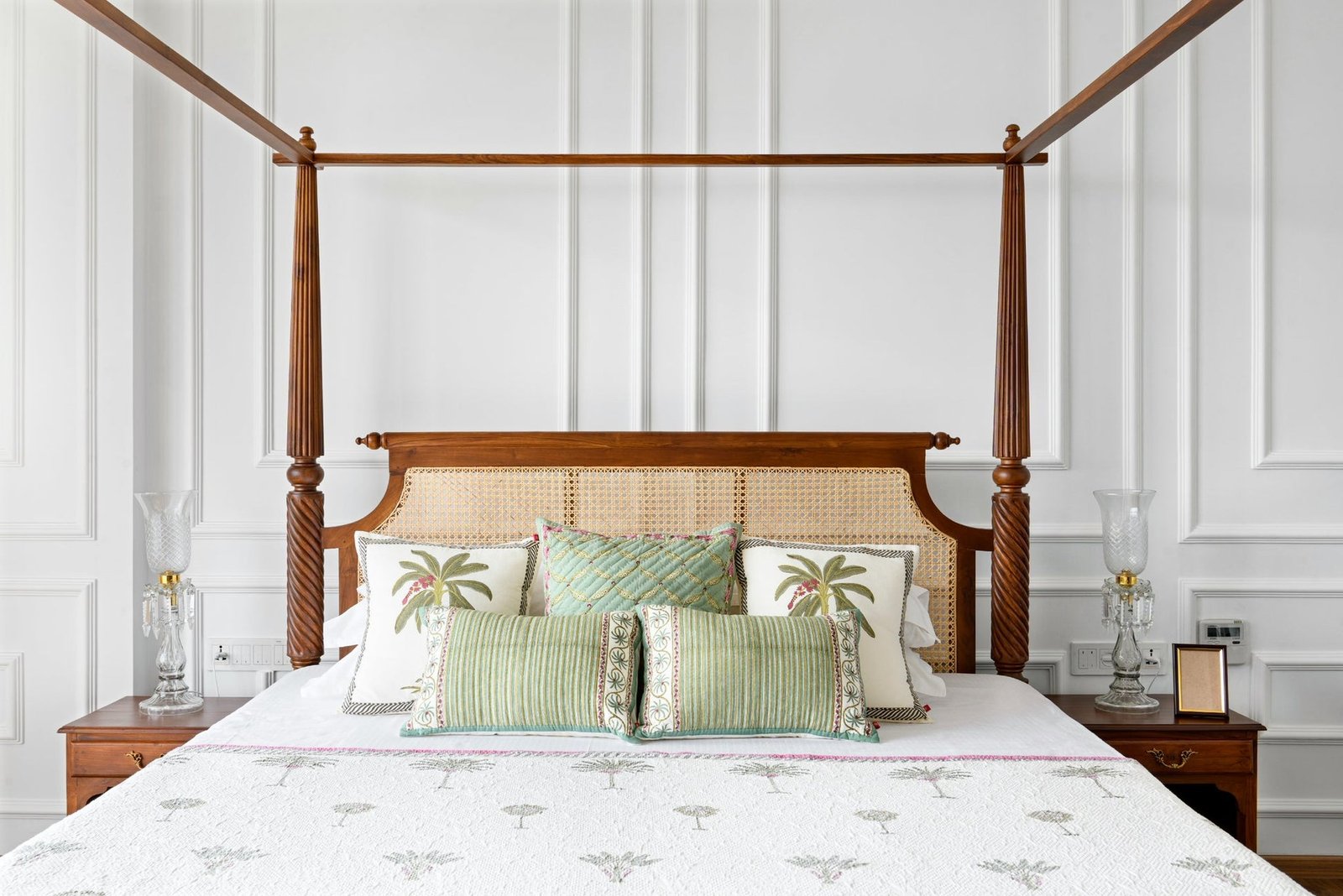 Mandor Premium Cane Solid Wood Poster Bed - Image 3