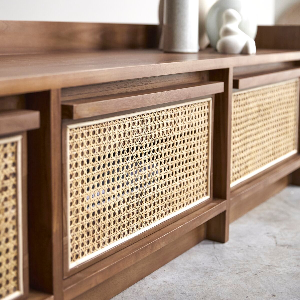 Mandor Solid Wood TV Unit - Image 2