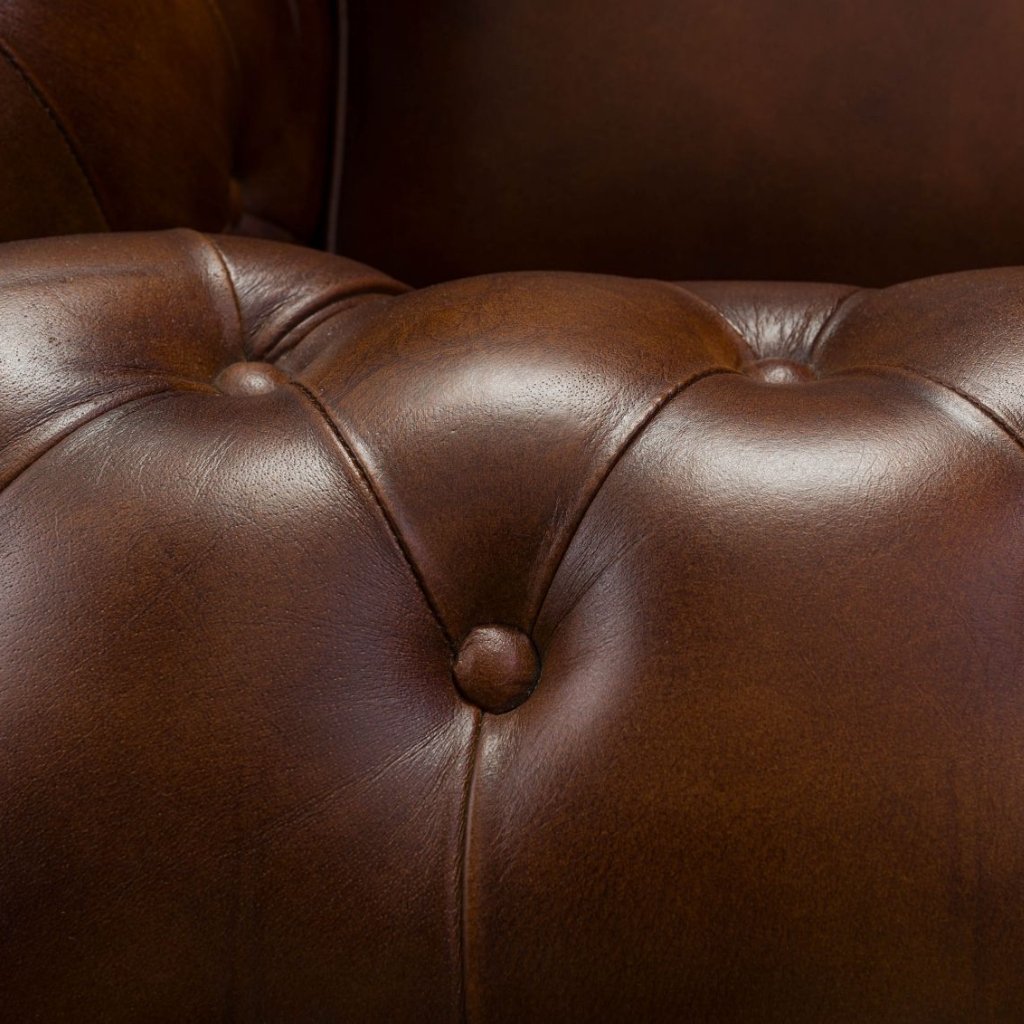 Classic Chesterfield Armchair - Image 4