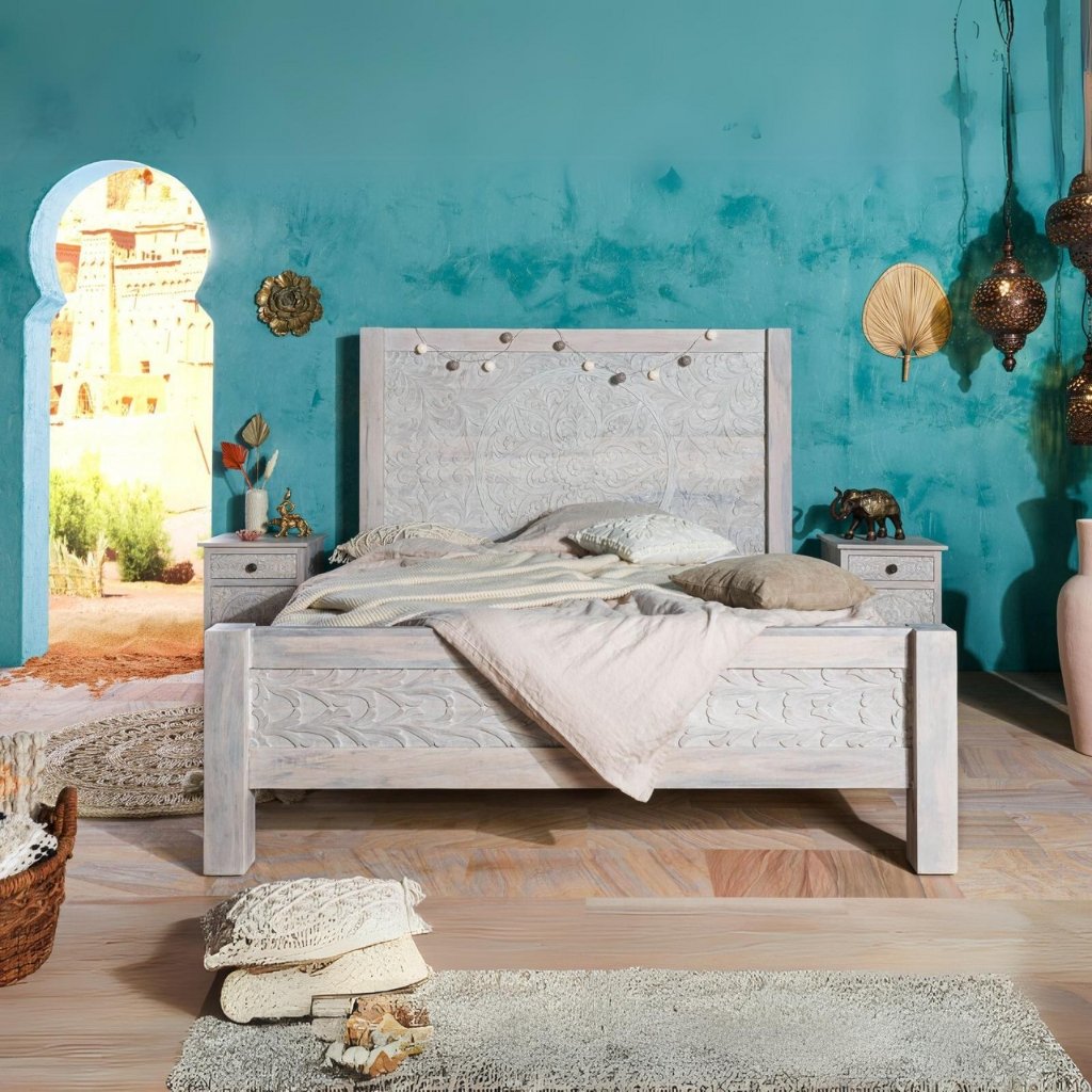 Persia Solid Wood Carved Bed - Image 3
