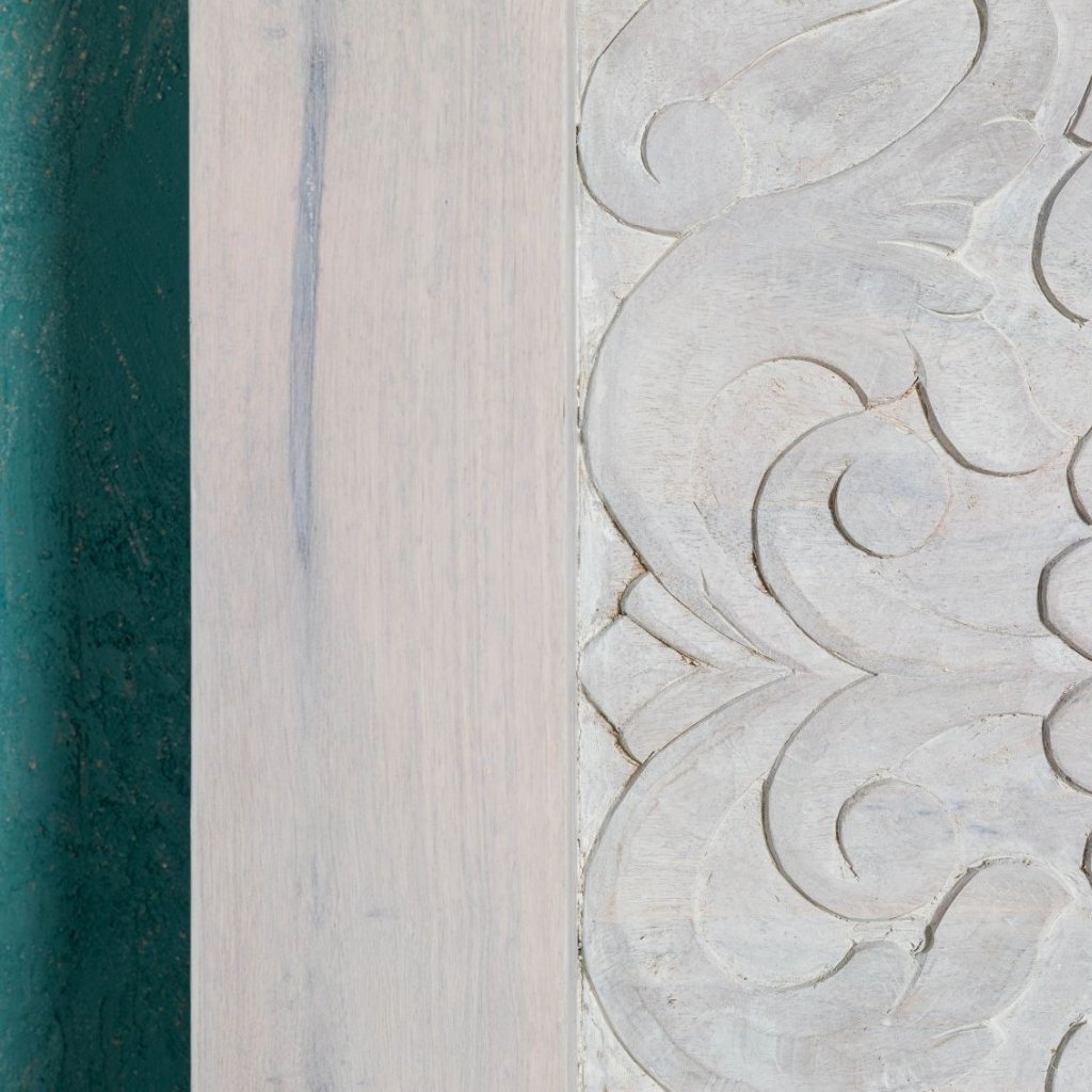 Persia Solid Wood Carved Bed - Image 6