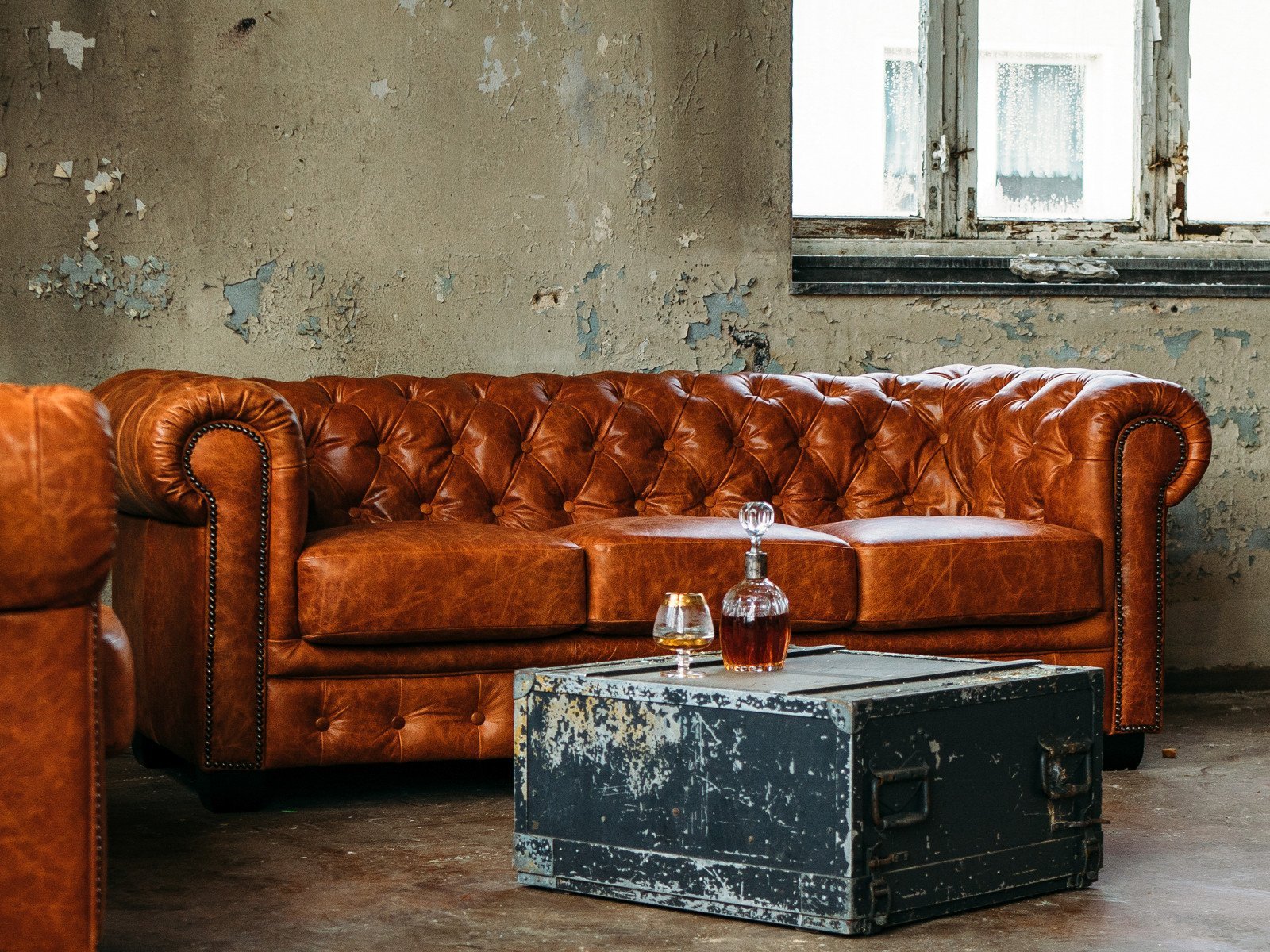 Chesterfield 3 Seater Leather Sofa #03 - Image 3